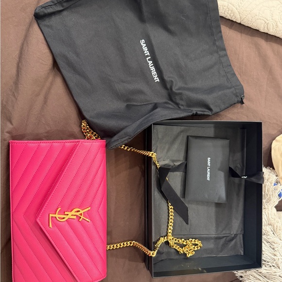 Yves Saint Laurent Vibrant Pink Quilted Clutch - Picture 2 of 4